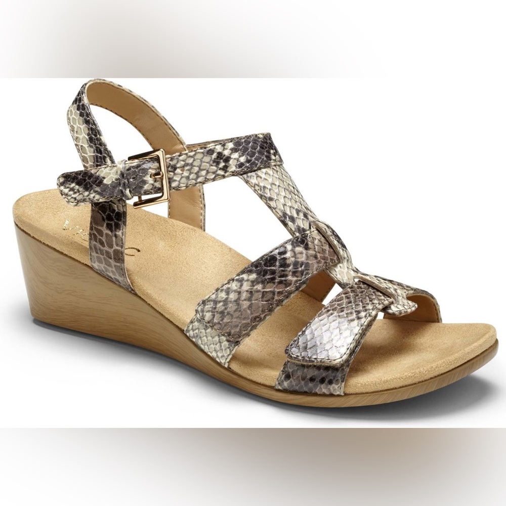 Vionic Glenda Sandal in Natural Snake